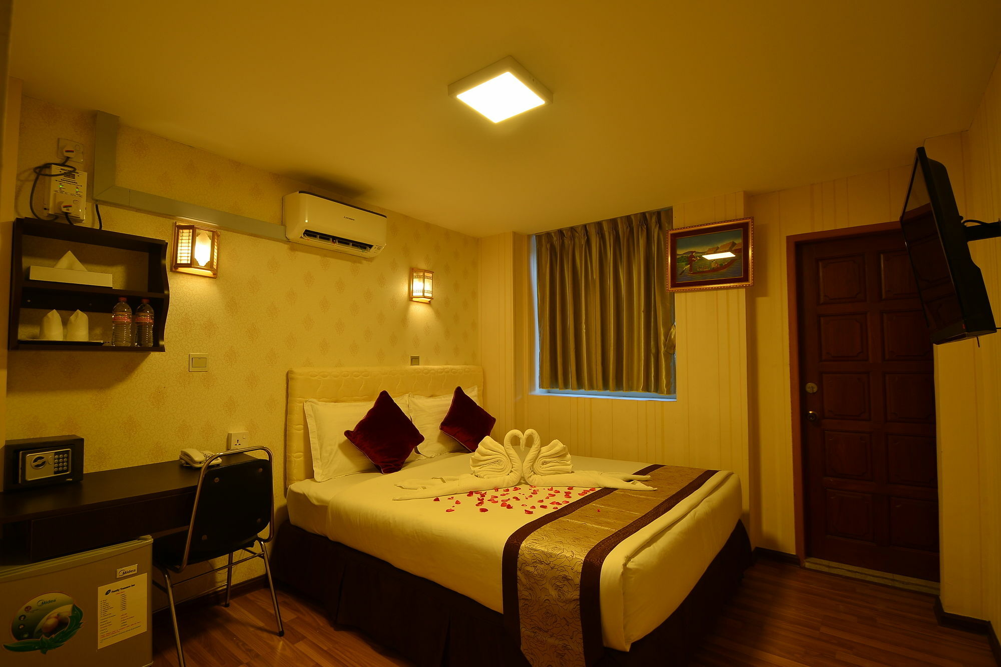 Family Treasure Yangon Hotel Luaran gambar