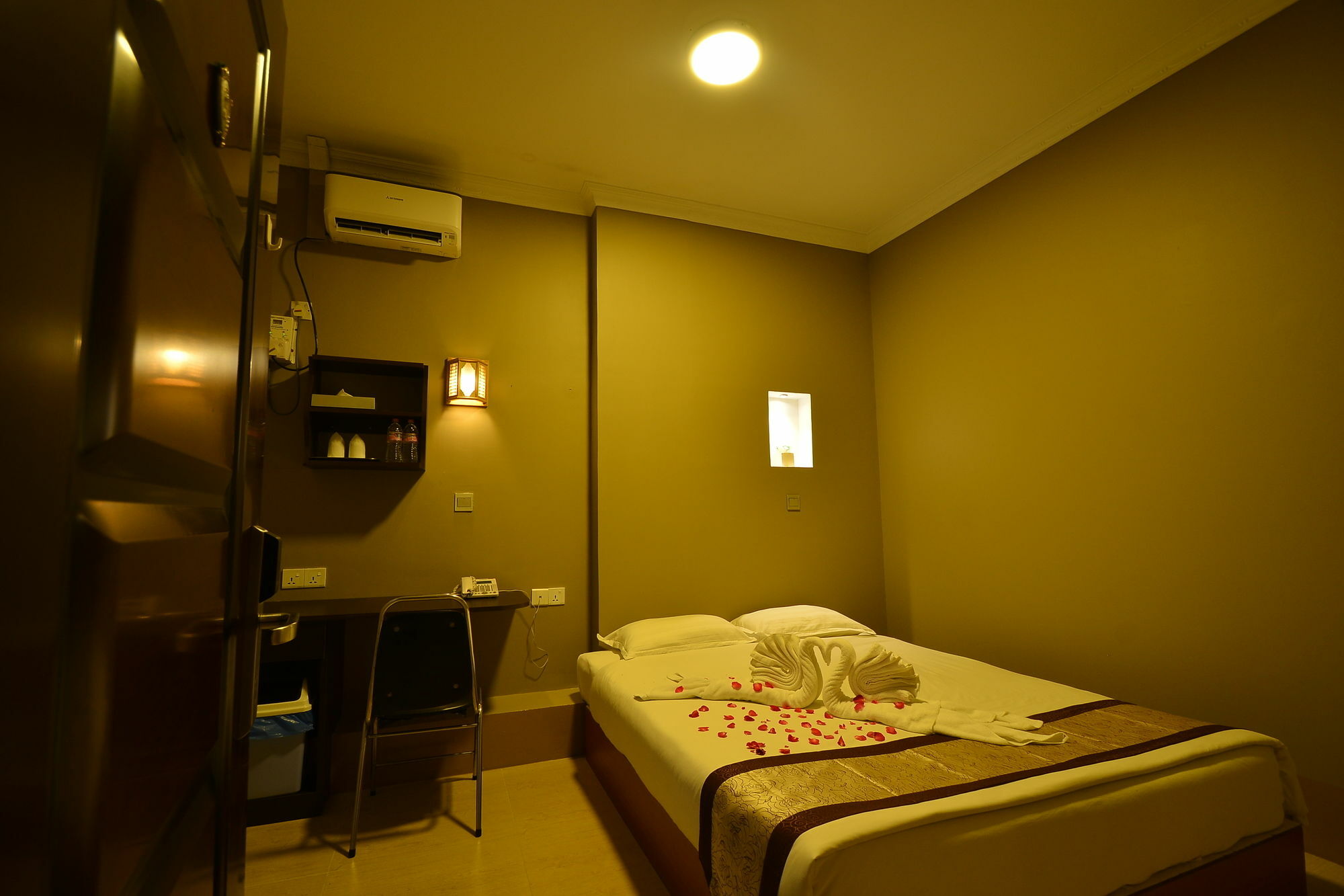 Family Treasure Yangon Hotel Luaran gambar